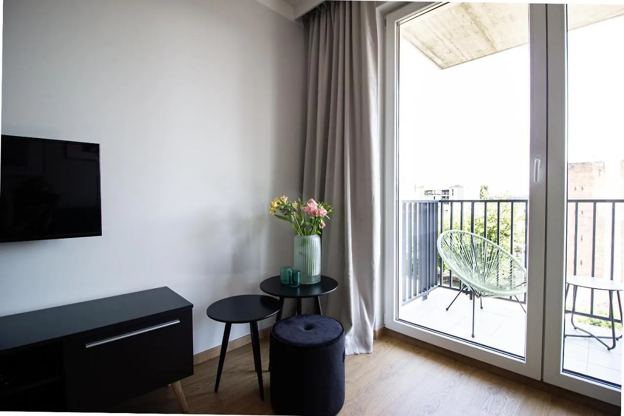 Patio Praga Metro Apartment Warsaw